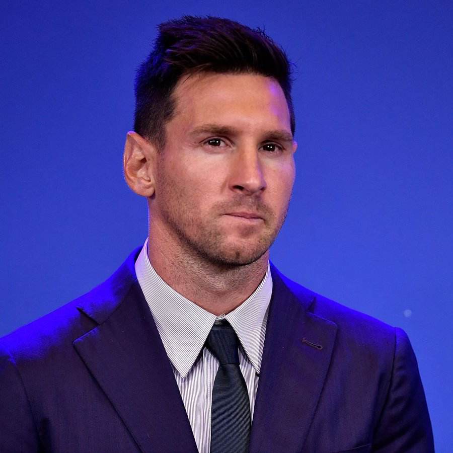 "Barcelona Races Against Time to Secure Messi's Return: Unveiling their Strategic Economic Plan to La Liga" Lionel Messi had to leave Barcelona back in 2021 due to poor financial situation of the club, and now to bring him back Barca is in a mission to submit their final economic feasibility plan to La Liga by the April 30. #barcelona #lionelmessi #messi #psg #cristianoronaldo #alhalil #teba #saudiarabia#laliga #barçamadrid #madrid #barca #fcblive #fcbarcelona #barcelona #ferrantorres #torres #pedri #gavi #barcanews #xavi #frenkiedejong #roberto #dembele #CHRISTENSEN #dembele #elclásico #Araujo #Kounde ;