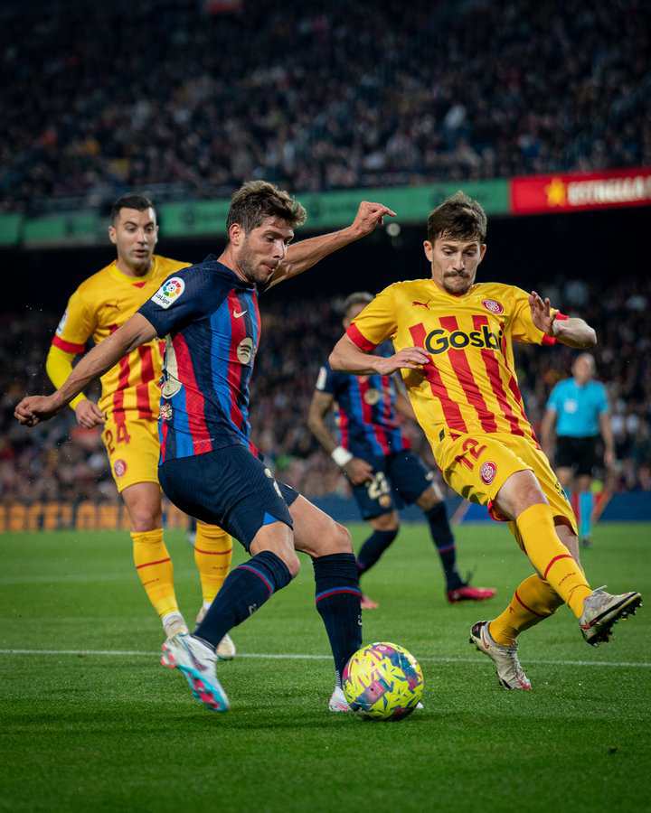 Match Report - FC Barcelona vs Girona ( Laliga Matchday 28)

FC Barcelona were held at home to a 0-0 draw by stubborn Girona as the league leaders miss out on the chance of going 15 points clear at the top.

#barcelona #laliga #girona #Ferran #barca #fcblive #fcbarcelona #barcelona #ferrantorres #torres #pedri #gavi #barcanews #frenkiedejong #roberto  #dembele #CHRISTENSEN #elclásico #Araujo #Kounde #lewandowski #fati #balde #terstegen;