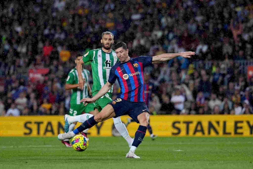 BarcelonaLatest Match Awards - FC Barcelona vs Real Betis - Laliga Matchday 32 FC Barcelona made lightwork of Real Betis as the Catalans scored four past the Andalusian side who were reduced to 10 men in the first half. Goals from Andreas Christensen, Robert Lewandowski, Raphinha and Guido Rodriguez (OG) helped the Catalans defeat Real Betis in yesterday's fixture. #barcelona #realbetis #barçabetis #betis #barcabetis #betisbarça #LaLiga #Ferran #realbetis #barca #fcblive #fcbarcelona #barcelona #ferrantorres #torres #pedri #gavi #barcanews #frenkiedejong #roberto #dembele #CHRISTENSEN #Araujo #Kounde